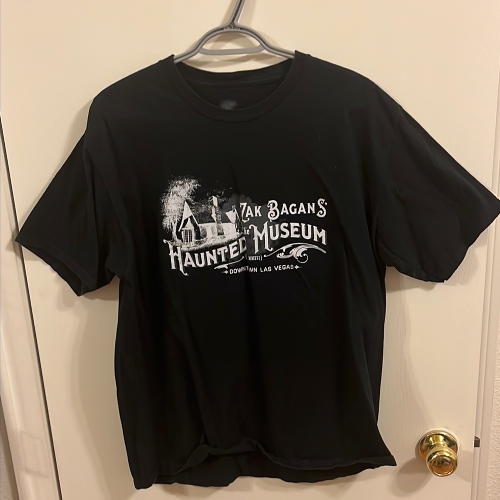 Black Haunted Museum T-Shirt